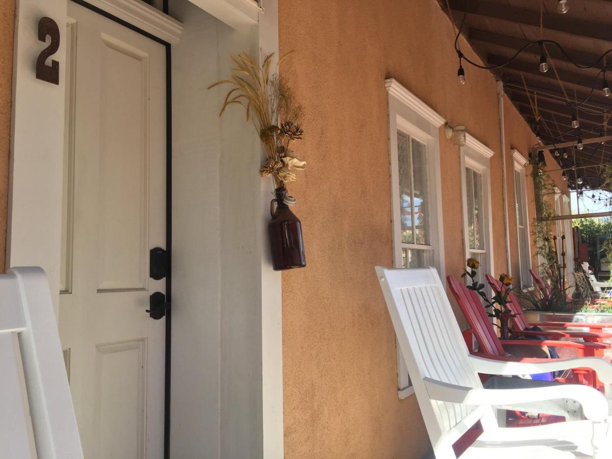 Painted Lady Bed & Brew Bed & Breakfast Albuquerque Exterior photo