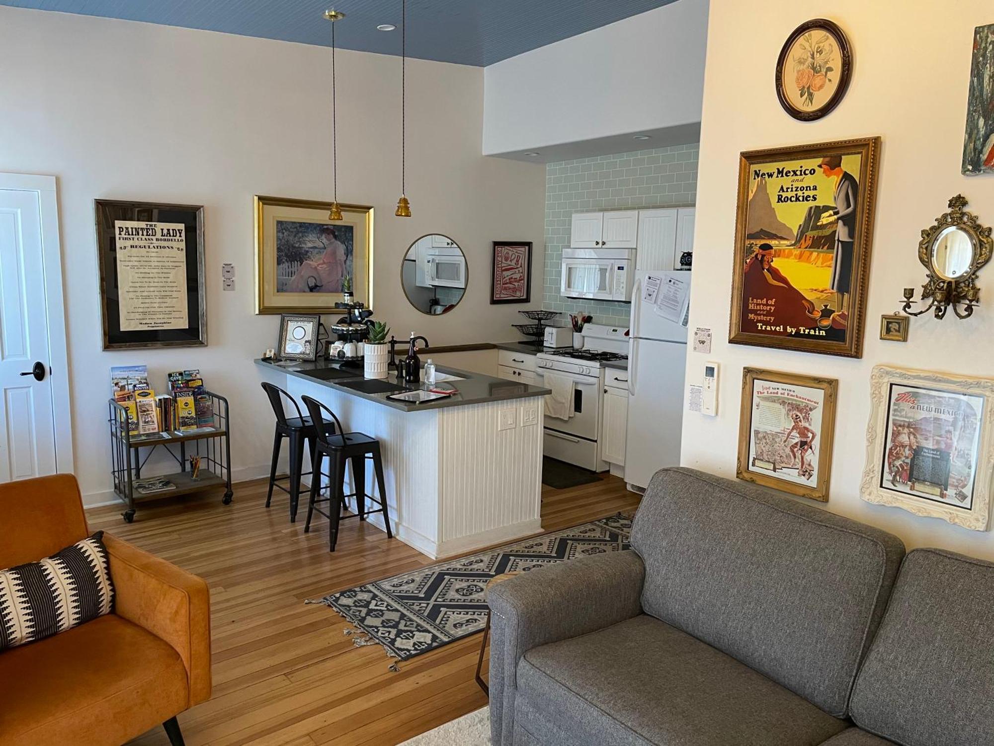 Painted Lady Bed & Brew Bed & Breakfast Albuquerque Exterior photo